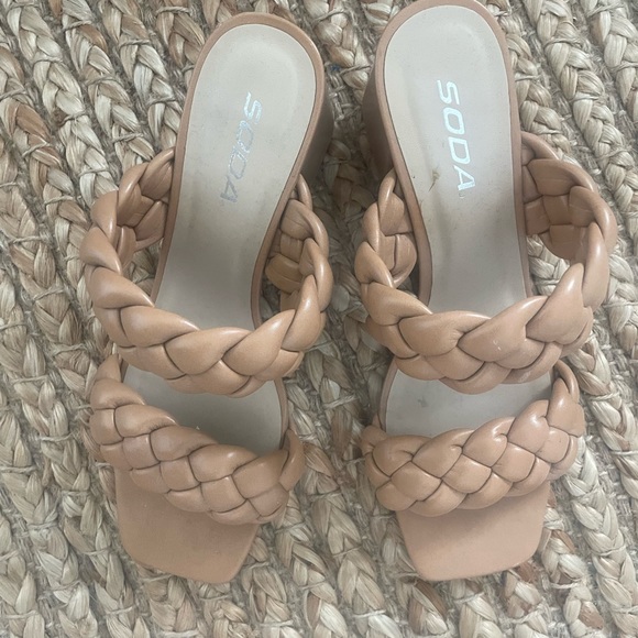 nude sandals s 9 - Picture 4 of 4